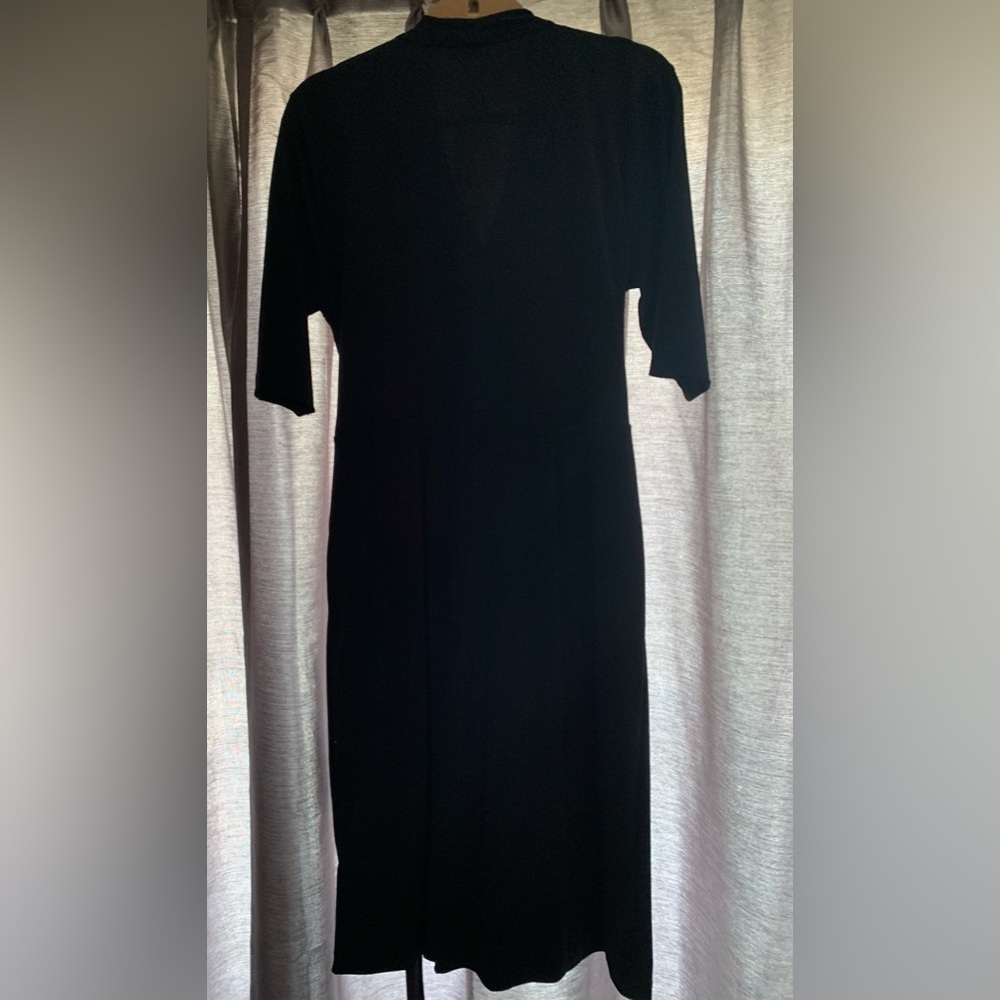 Tahari Black wrap dress - Picture 4 of 6